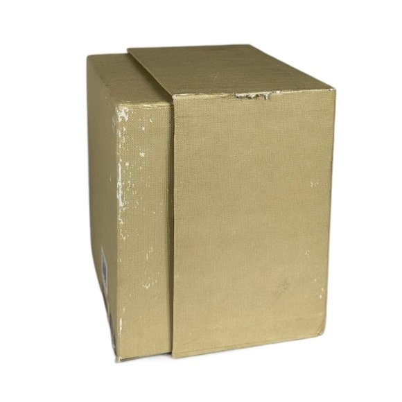 Burberry Men's Watch Box with Padded Presentation Case - Picture 7 of 7